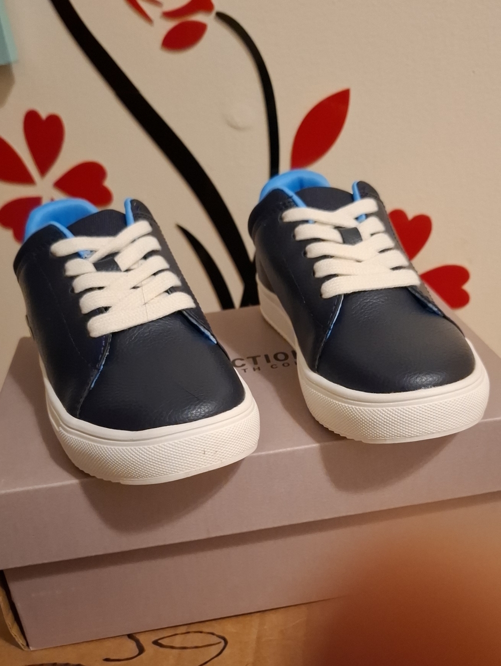 Kenneth Cole Navy Sneakers with Light Blue Lining and White Soles
